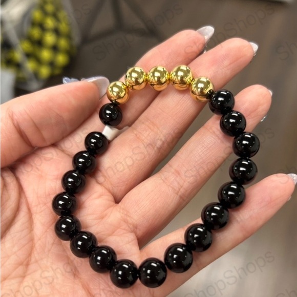 Ben Amun Two Color Beaded Bracelet - Picture 1 of 1